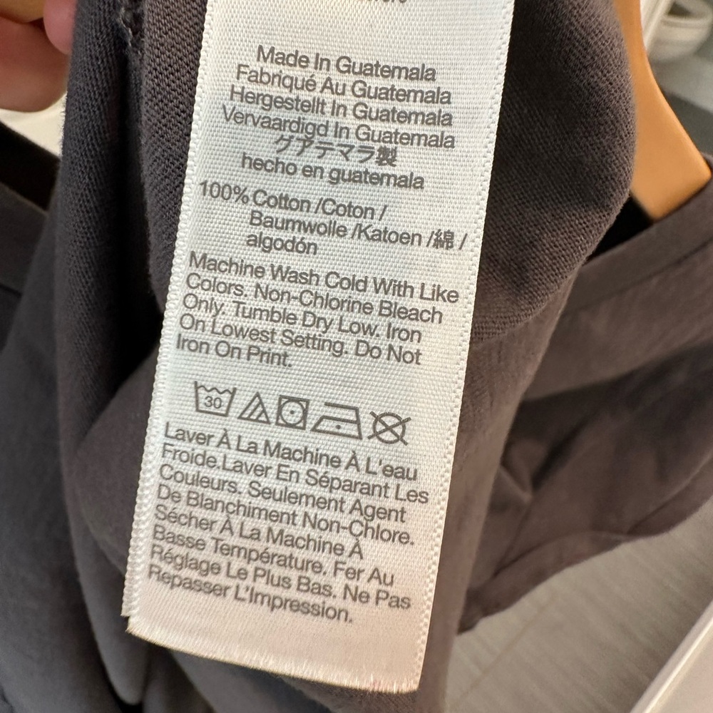 Madewell Black Graphic Tee with Mountain Design - Picture 6 of 7